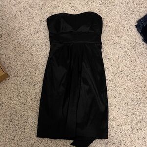 Alyn Paige Classic Black Strapless Dress